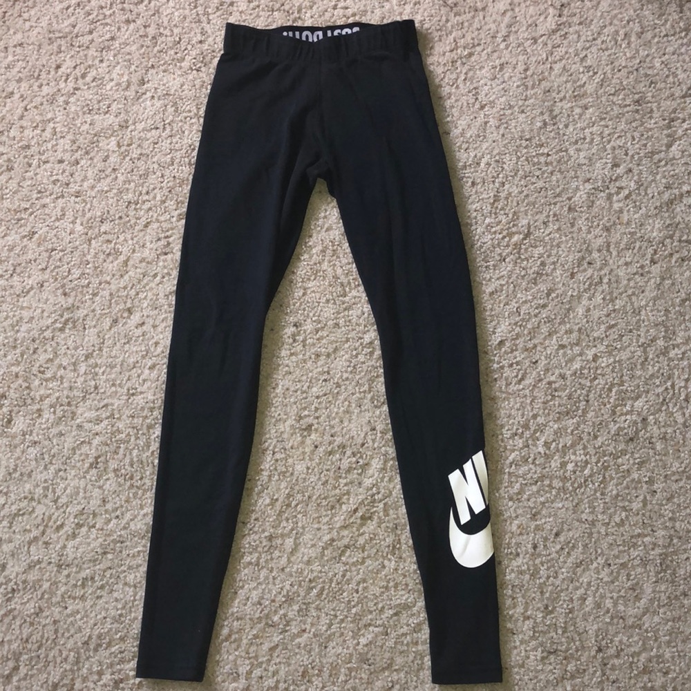 Nike leggings